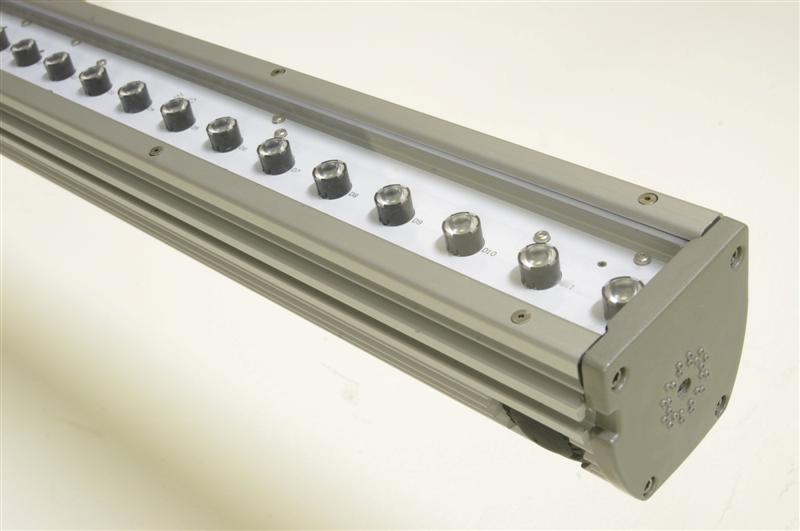 DDP Develops Low-Profile Linear LED Lighting System Optimized For Surface Grazing and Wall-Washing Applications
