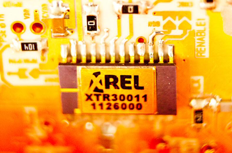 X-REL Semiconductor launches high-temperature 40- and 80-V diode family.