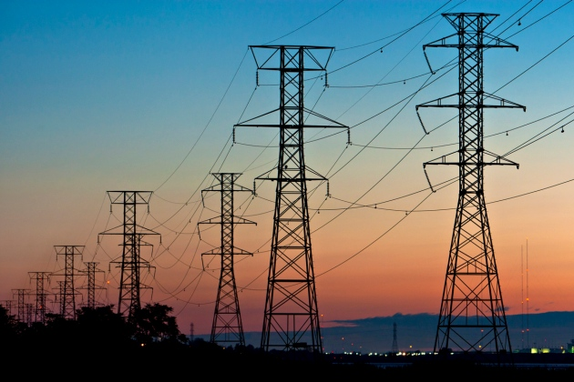 Is the US electrical grid on the edge of failure?