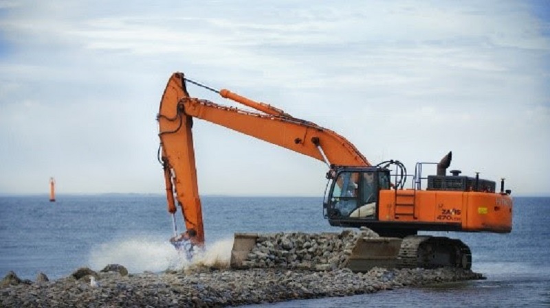 Leica Geosystems extends field of applications for excavators with reinforced dredging sensors