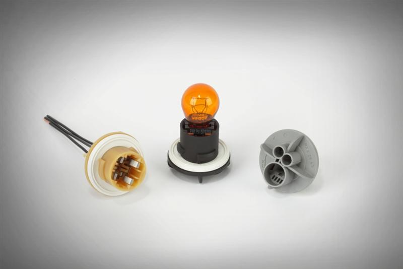 Molex First to Market with Innovative One-Piece Automotive Bulb Socket