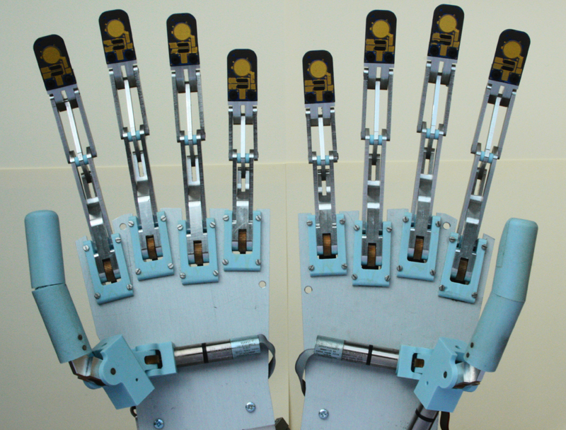 Power management of an artificial hand