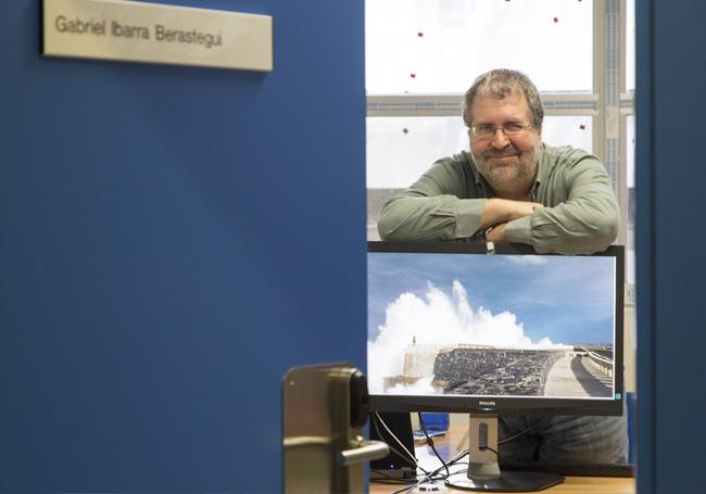 The Wave Power Farm off Mutriku Could Improve its Efficiency