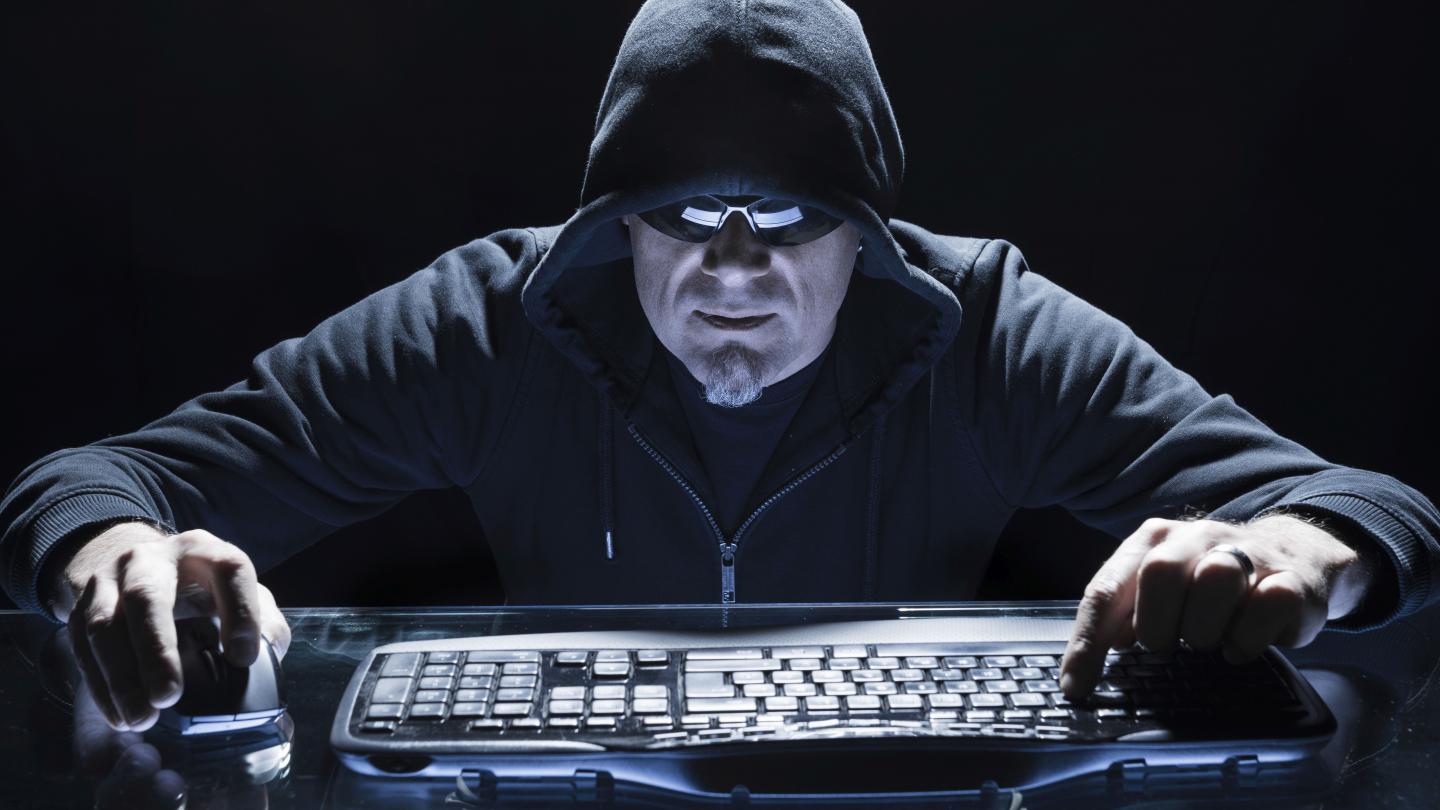 Effectively Combating Darknet Crime