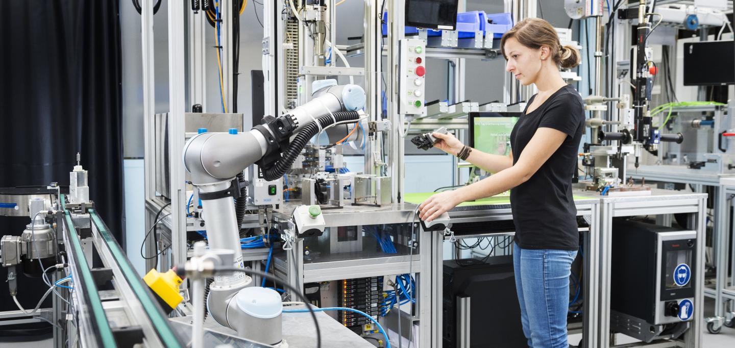 Artificial Intelligence for Future Agile Manufacturing