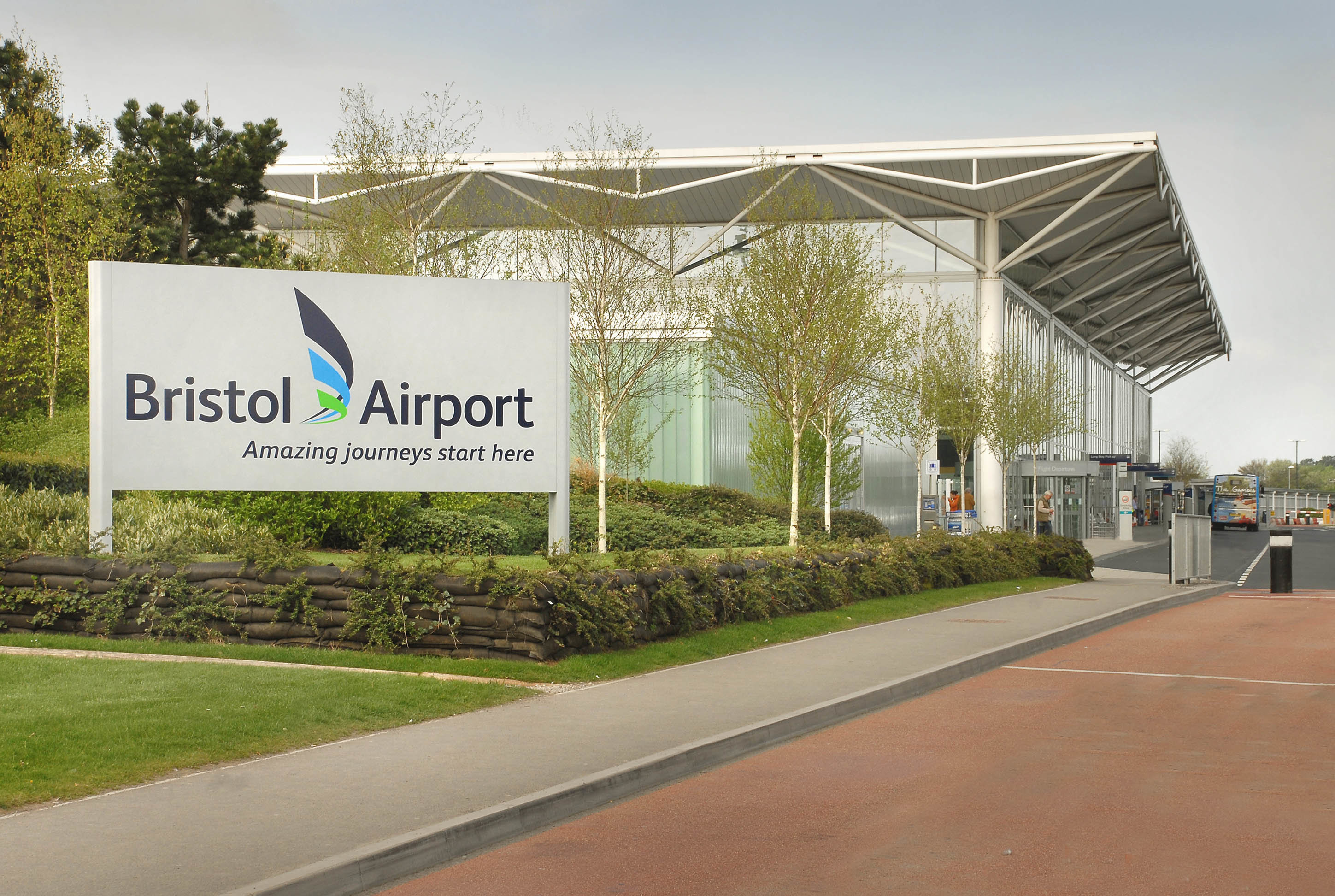 UK's Bristol Airport Powered by 100% Renewable Electricity
