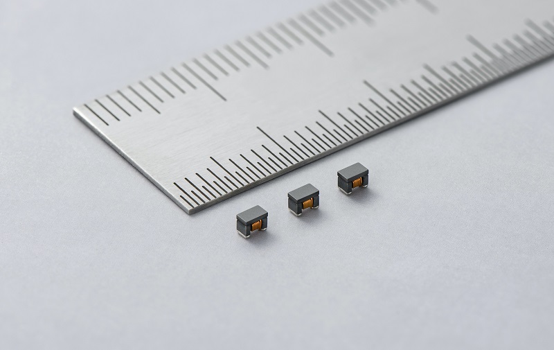 AEC-Q200-compliant inductors with broadband impedance