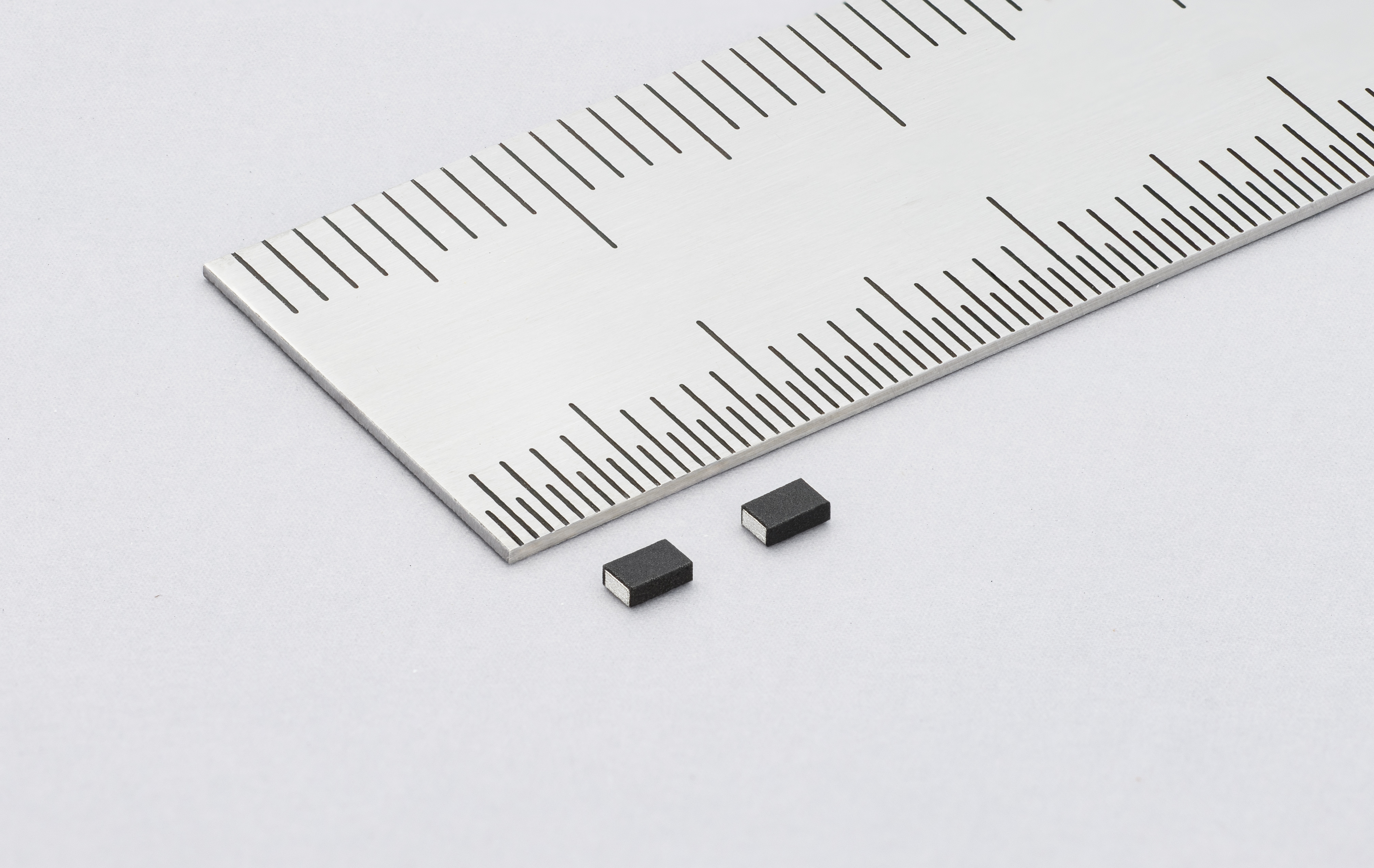 5G Power Inductors Deliver Improved Isat and RDC Performance