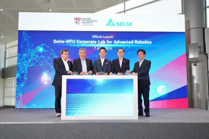 NTU Singapore and Delta Electronics Set up $24 Million Corporate Lab for Advanced Robotic Technologies