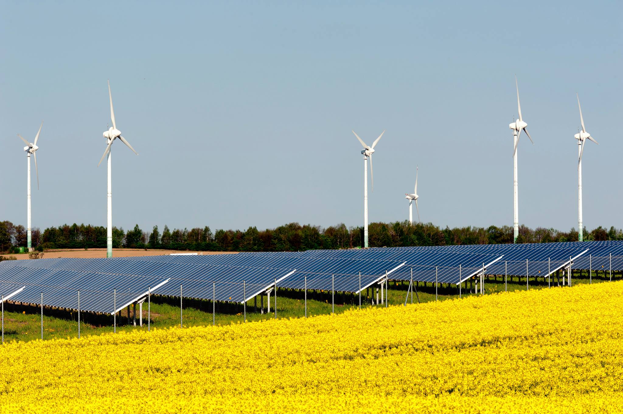 Jury: Chinese Firm Conspired to Steal Renewable Energy Secrets from US