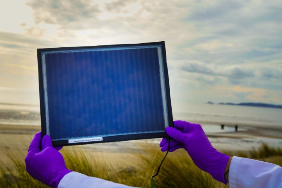 A Printable Solar Cell as Big as a Standard Sheet of Paper