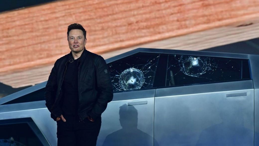 Tesla Cybertruck Shows off Bulletproof Windows