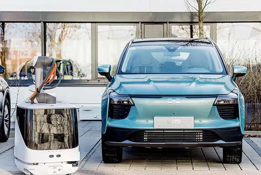 Autonomous EV Charger Would Seek You Out