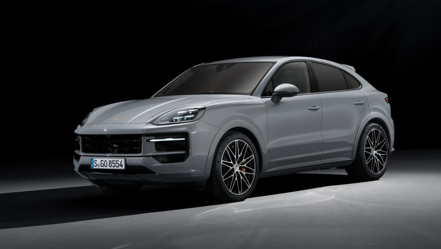 Porsche Hybrid SUV Receives Larger Battery and Electric Drive