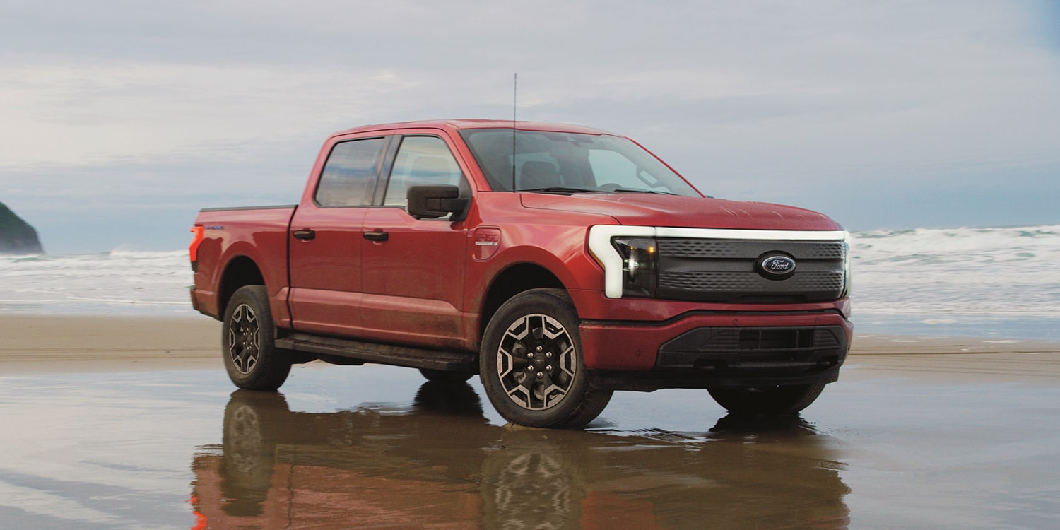Ford Drops Price of its Electric F-150 Lightning by up to 10K